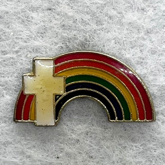 Jewelry - 🔮 5/$25 Vintage Rainbow and Cross Pin